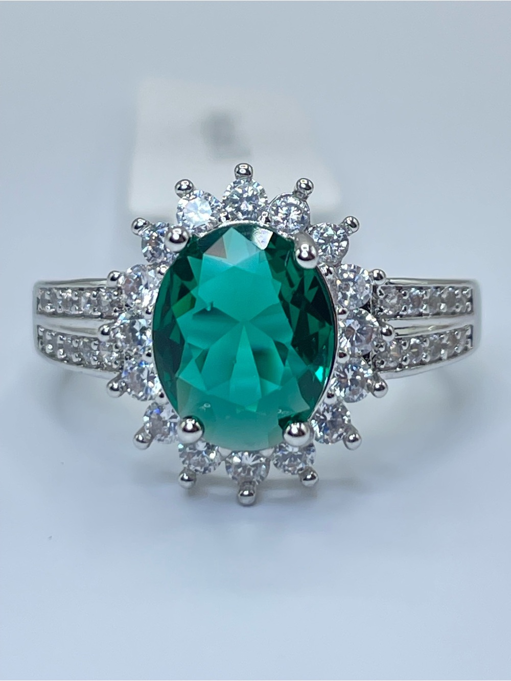 Swarovski Crystal Elements Green Oval Crystal Halo Art Deco Ring Sz 7.5